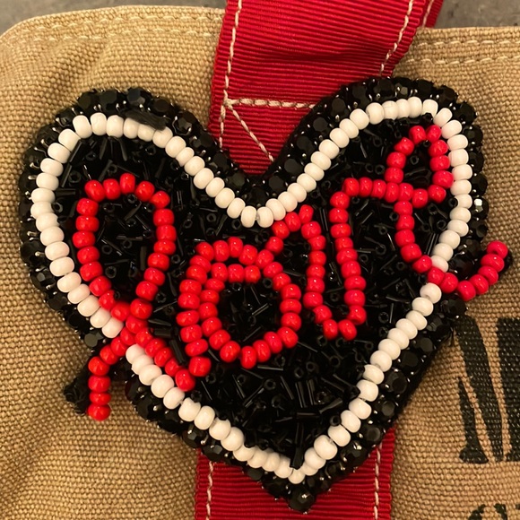 Vintage beaded Love Moschino Cheap & Chic tan and red canvas handbag tote purse - Picture 4 of 17